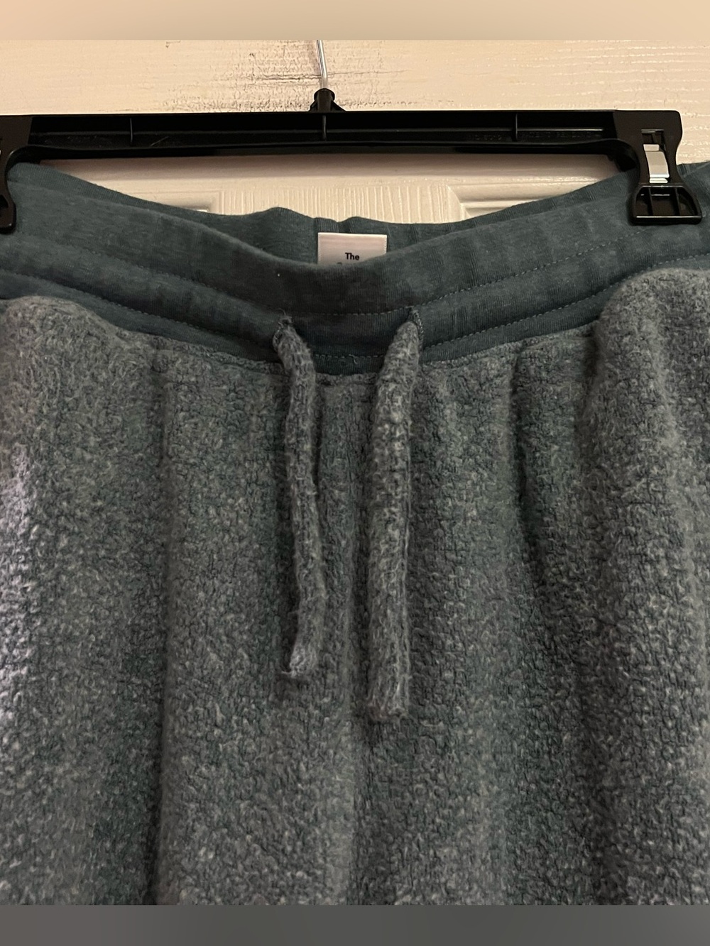 Like New! Soft Serve Dark Blue, Skinny Joggers. Incredibly Soft! Size 2XL - Picture 3 of 9